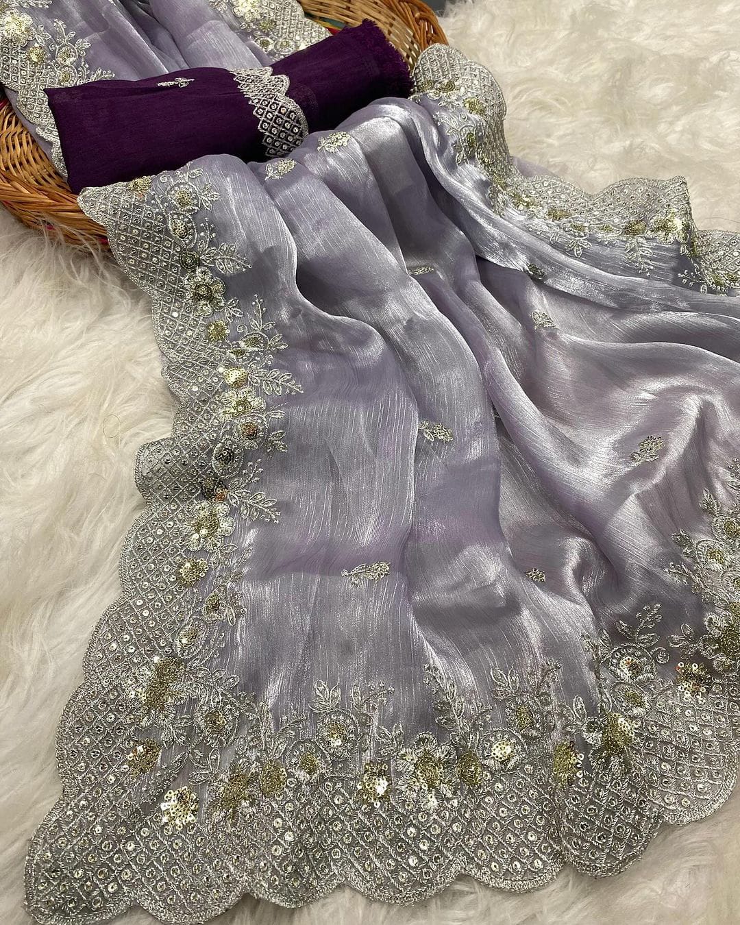 Saree Aadvika