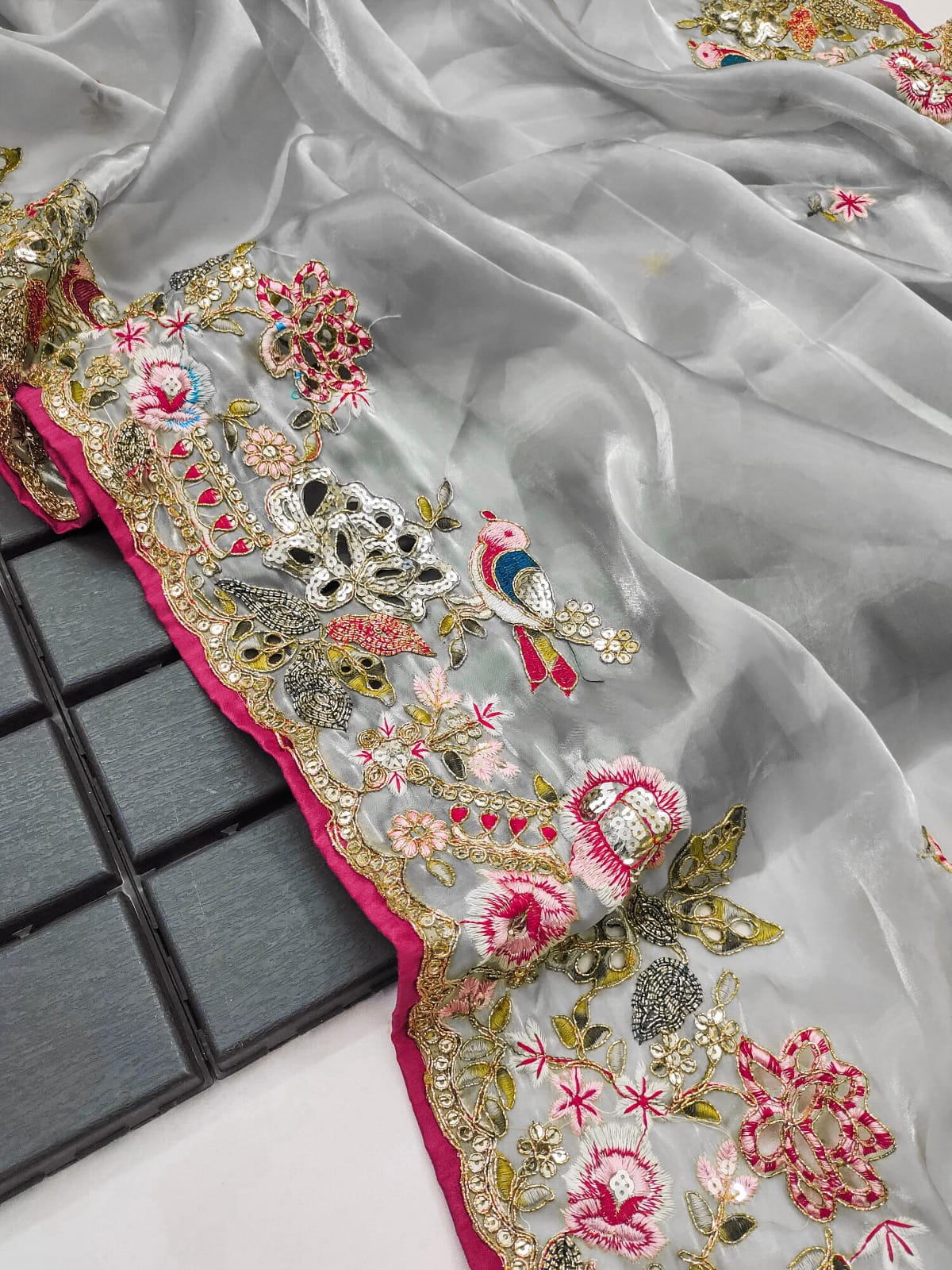 Saree Chakli