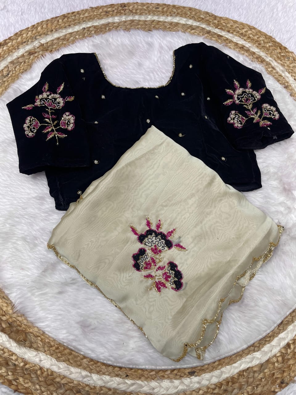 Saree Alfaz