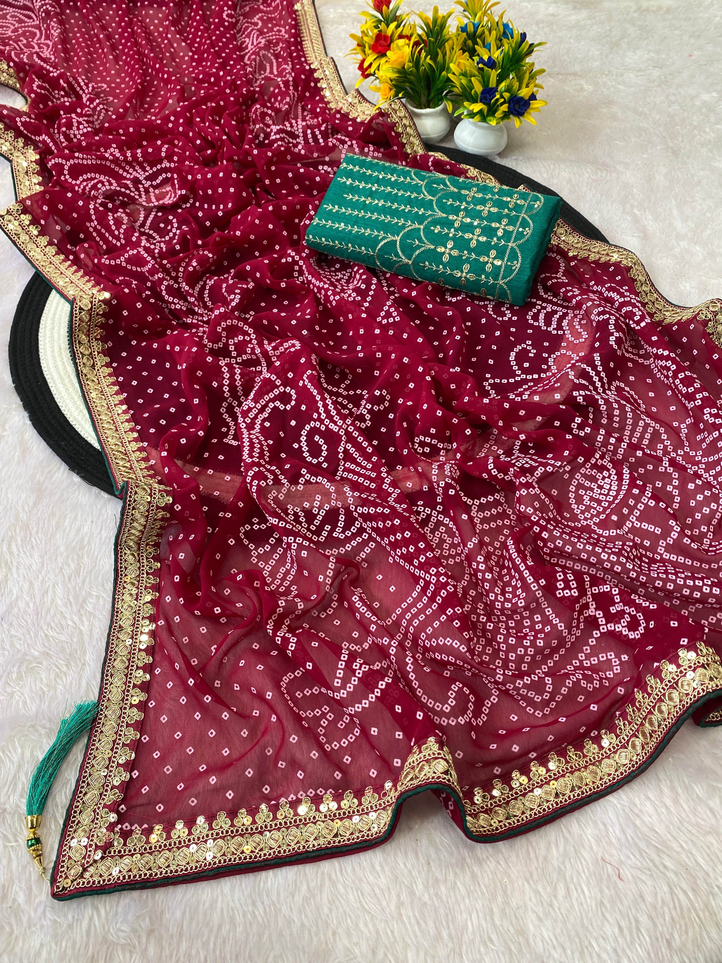 Saree Bandhni Isha