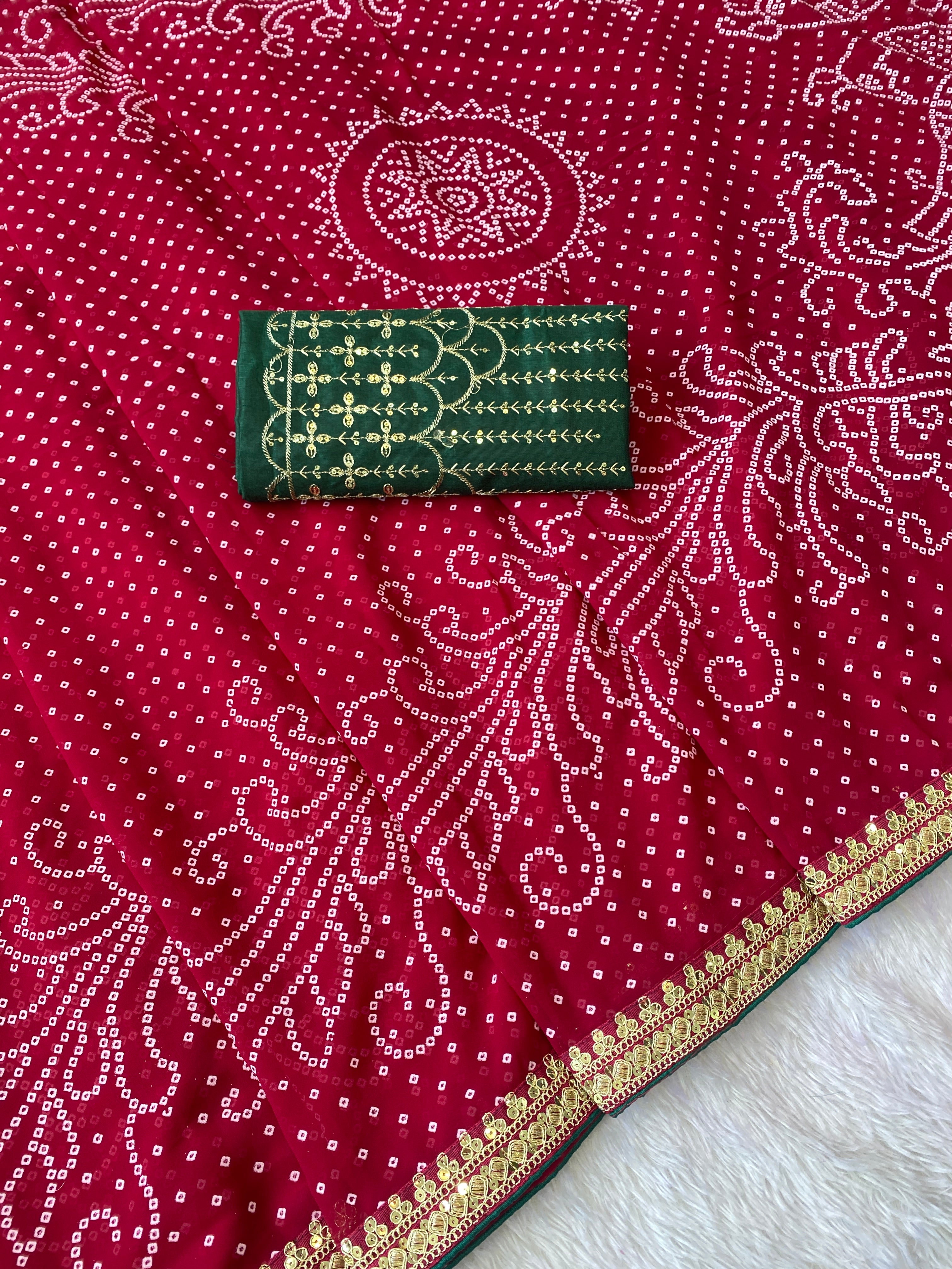 Saree Bandhni Isha