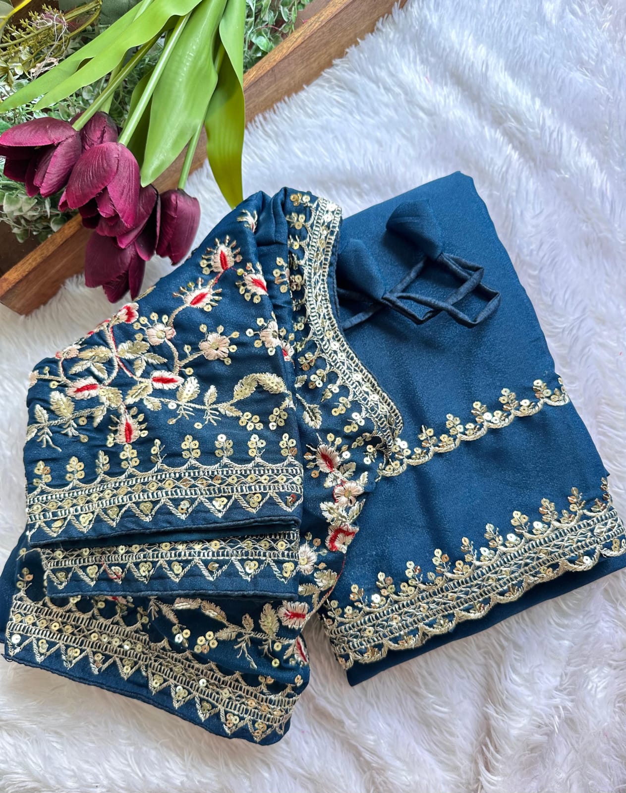 Saree Divya