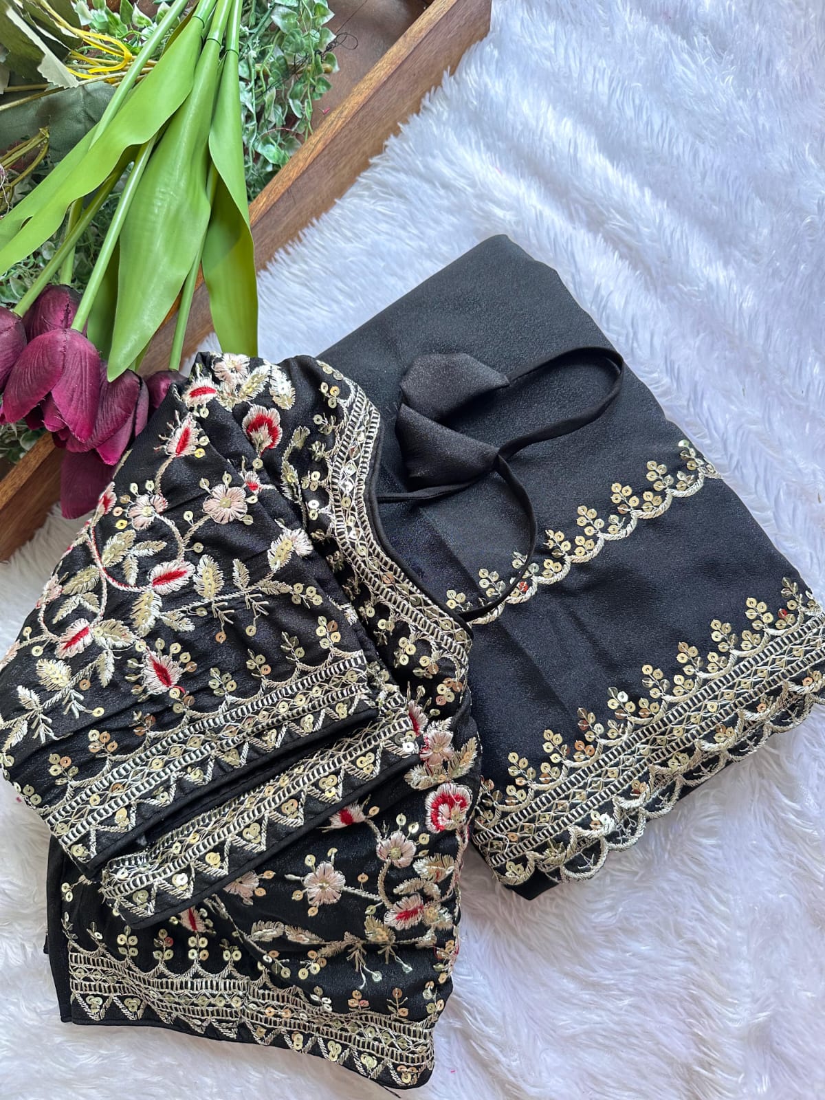 Saree Divya