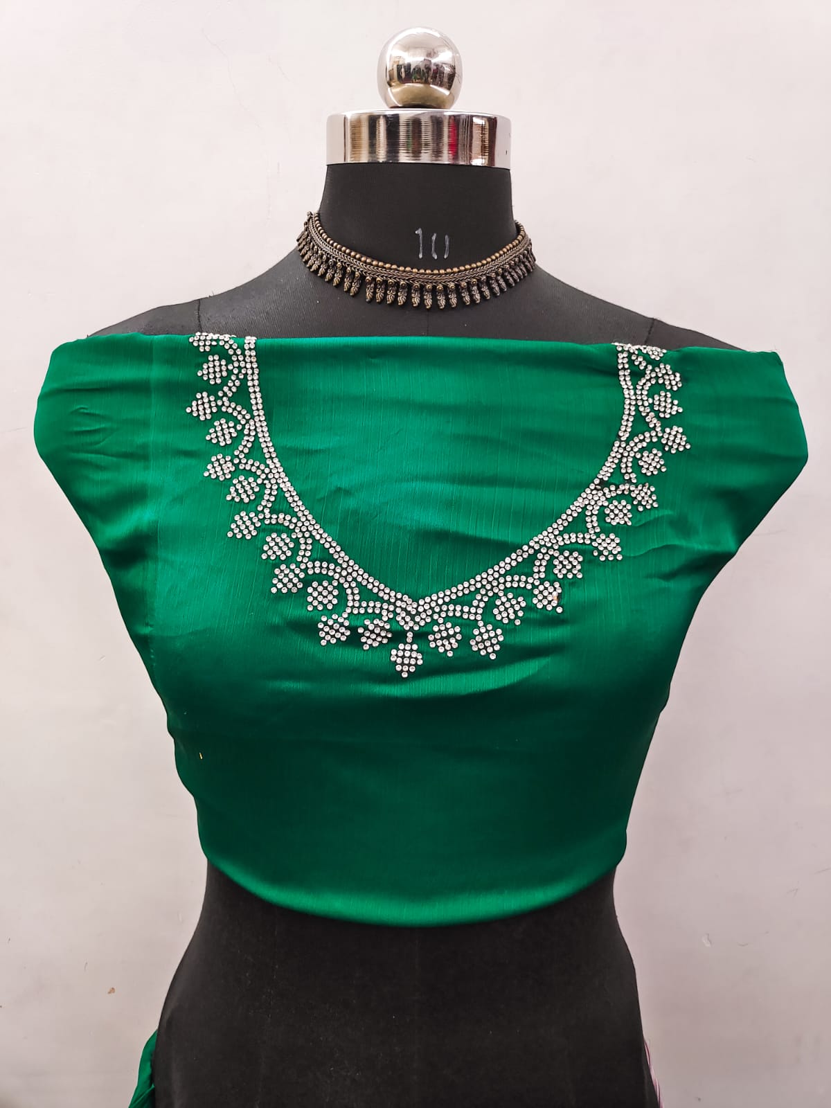 Saree Heera Moti