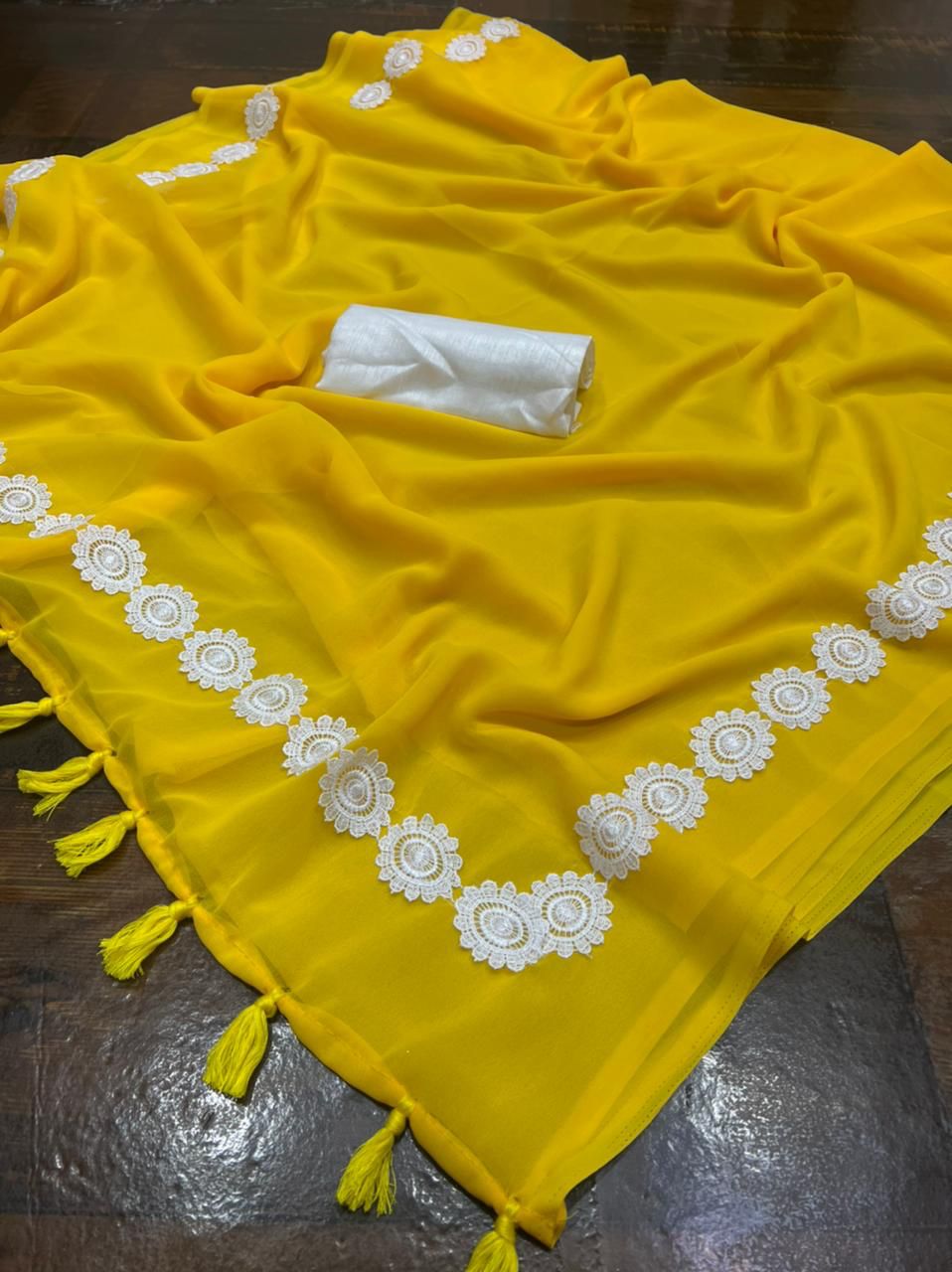 Saree Very Unique