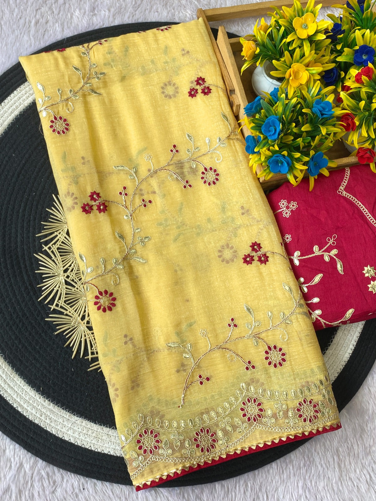 Saree Crunchy Jivika