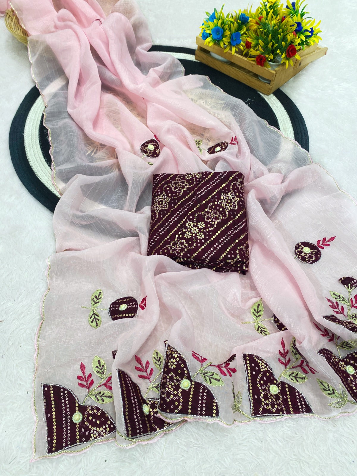 Saree Crunchy Hansika