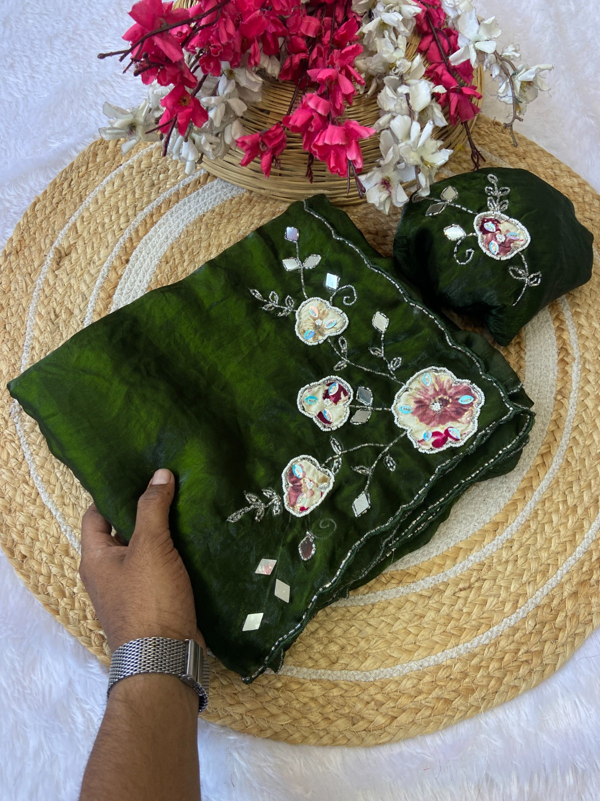 Saree Fendy hw
