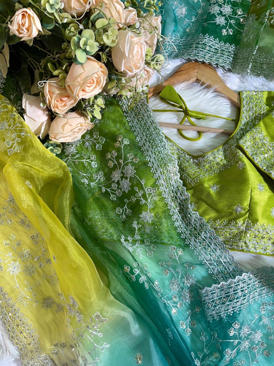 Saree Prizam