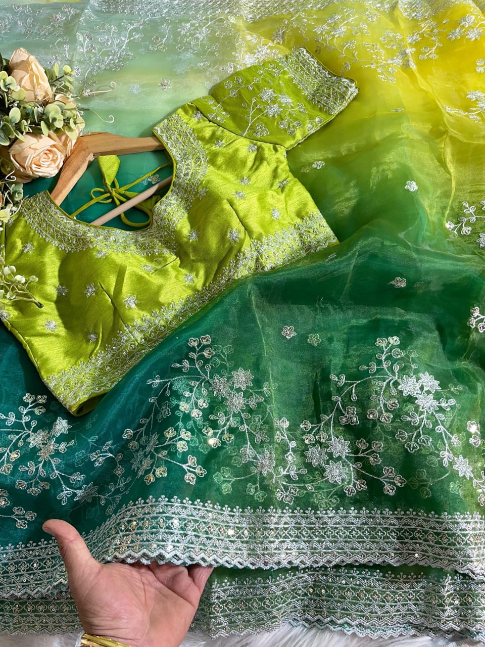 Saree Prizam
