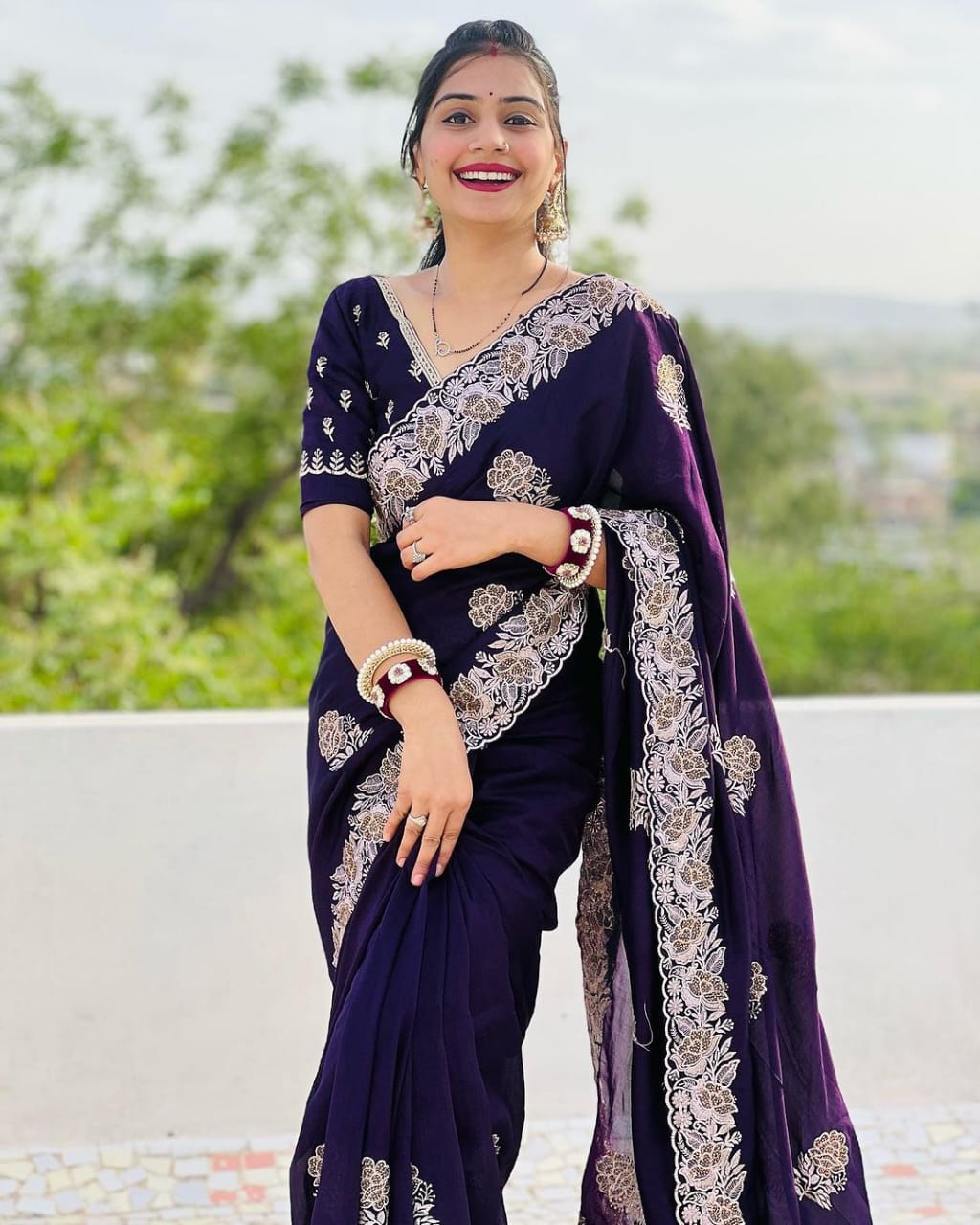 Saree Rani vichitra