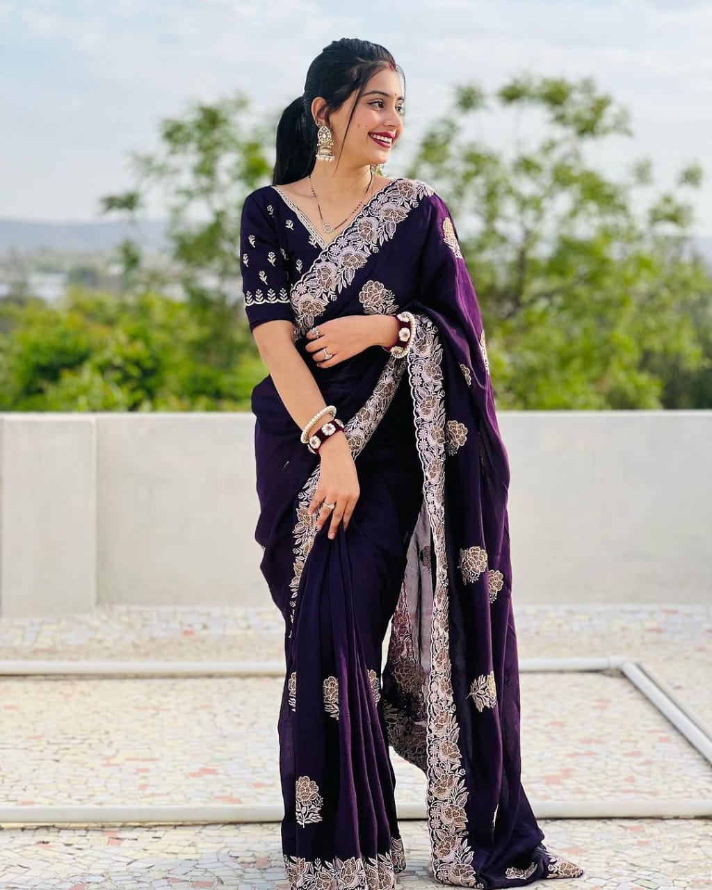 Saree Rani vichitra