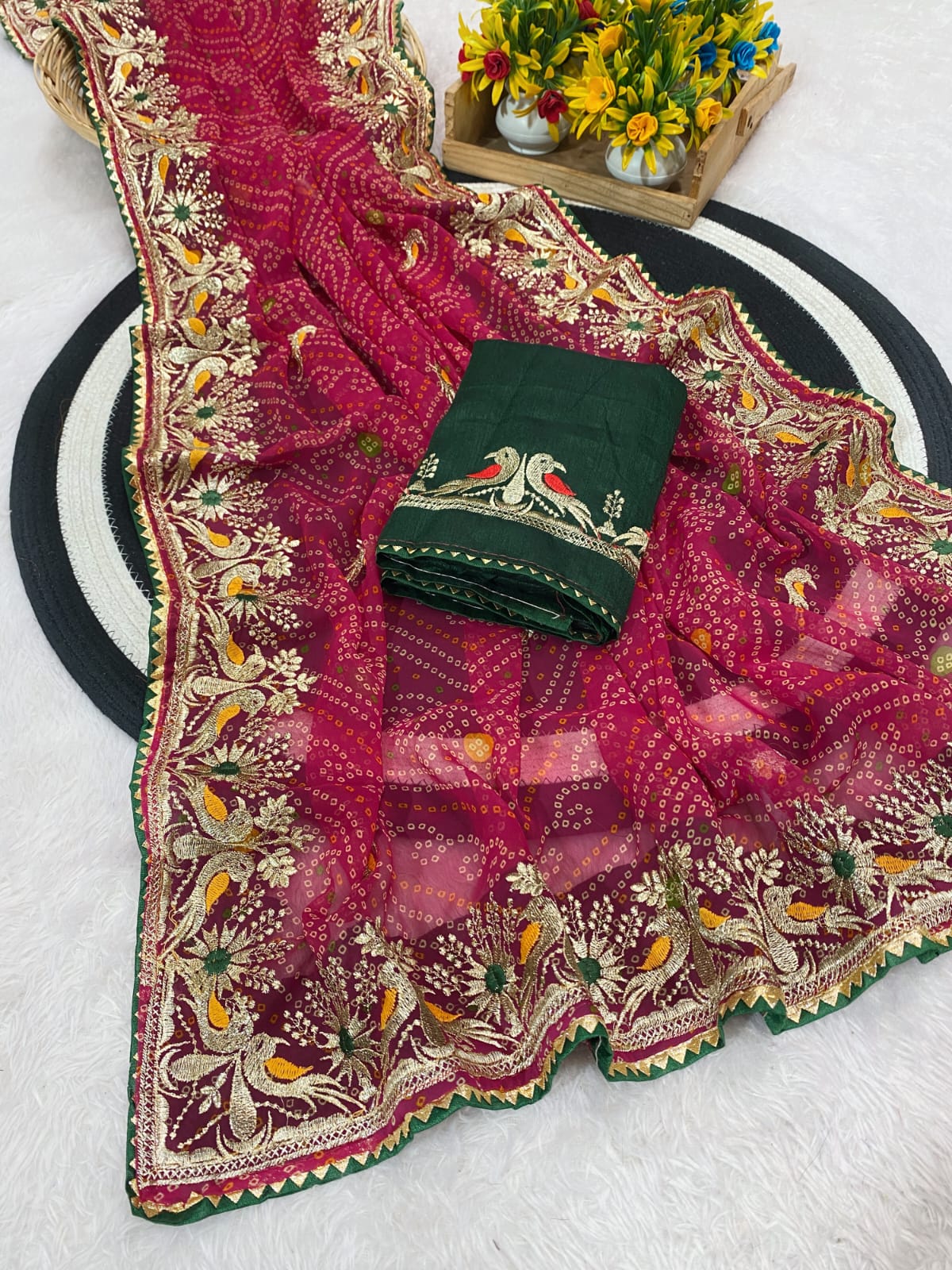 Saree Bandhni Chakli