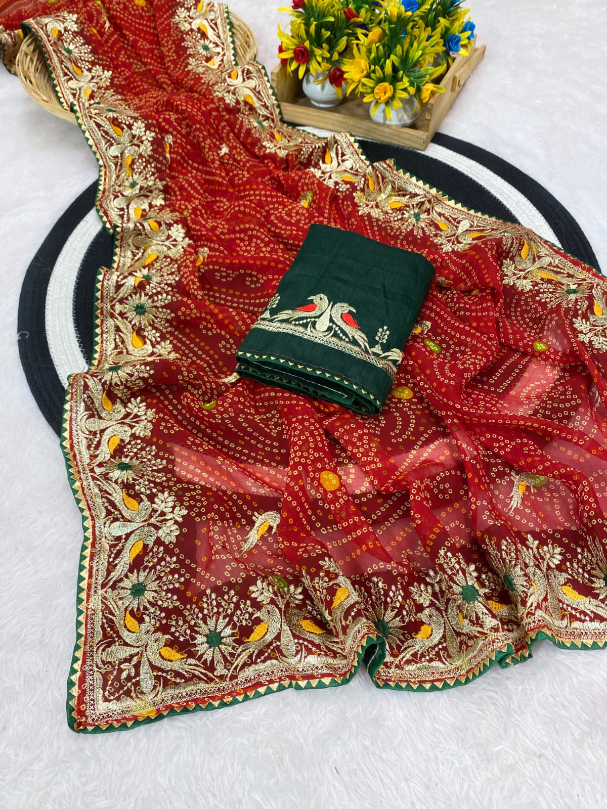 Saree Bandhni Chakli