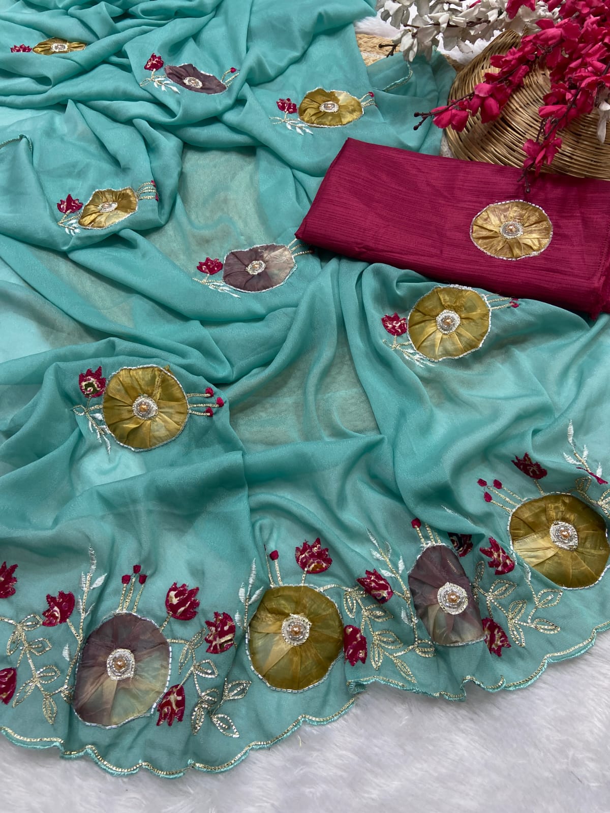 Saree Star hw