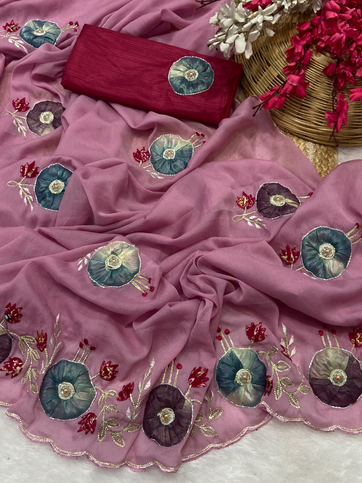 Saree Star hw