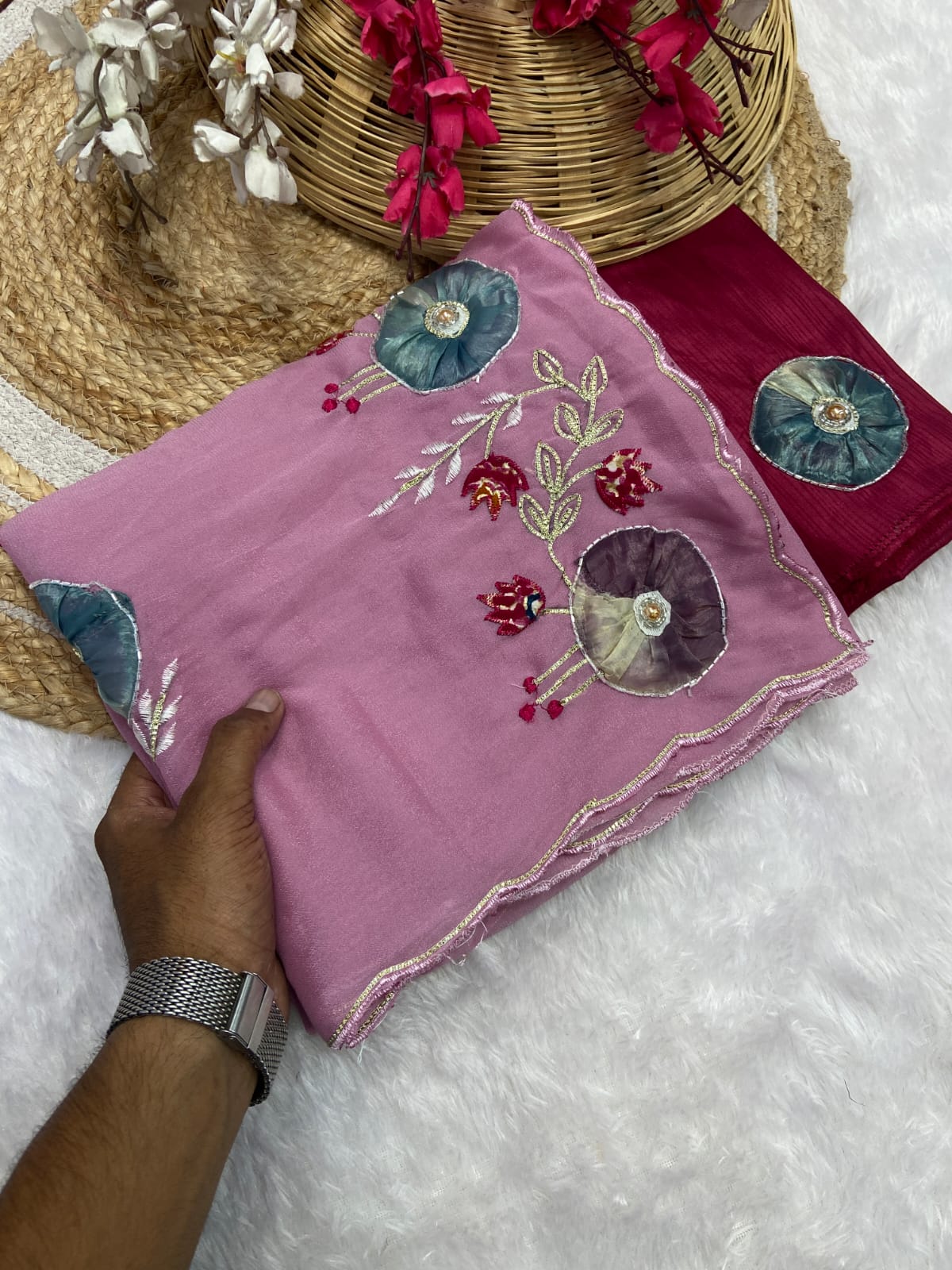 Saree Star hw