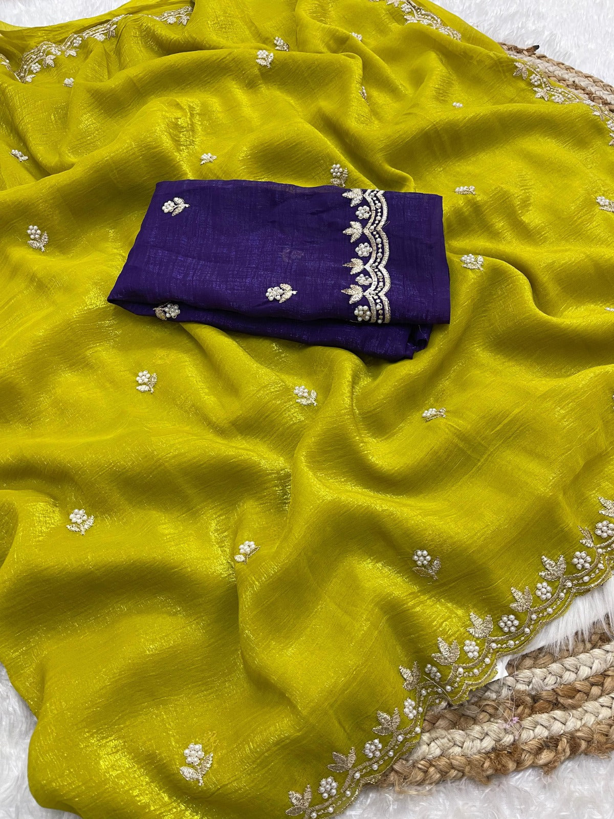 Saree Crunchy Buti