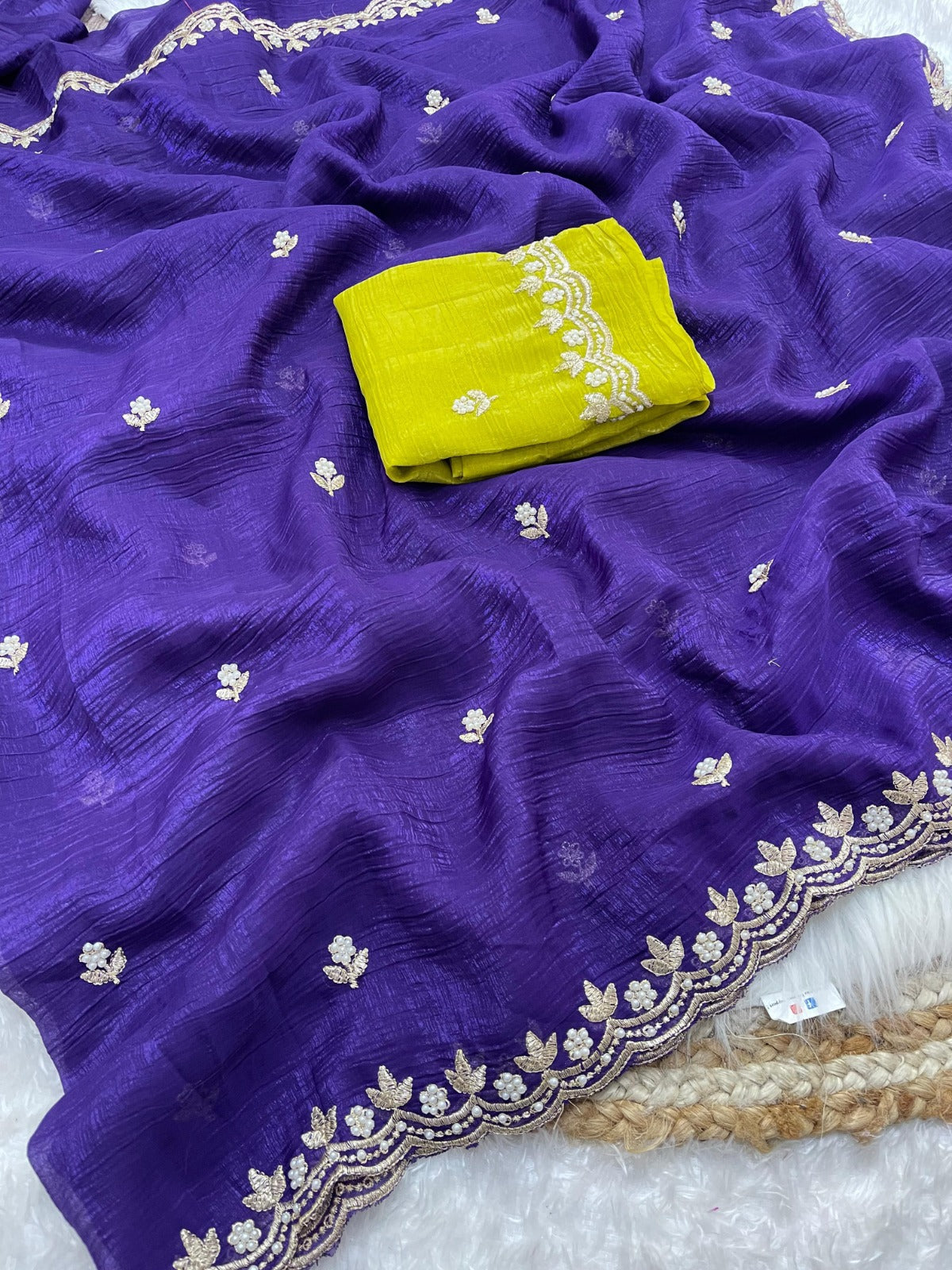 Saree Crunchy Buti