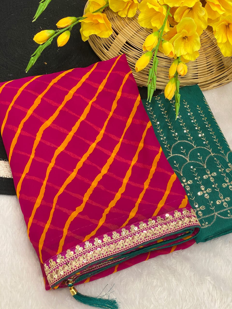 Saree Bandhni Leriya