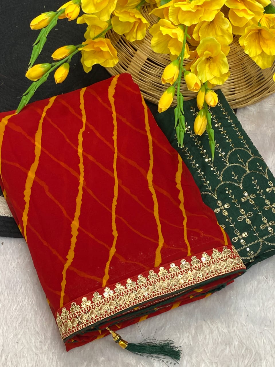 Saree Bandhni Leriya