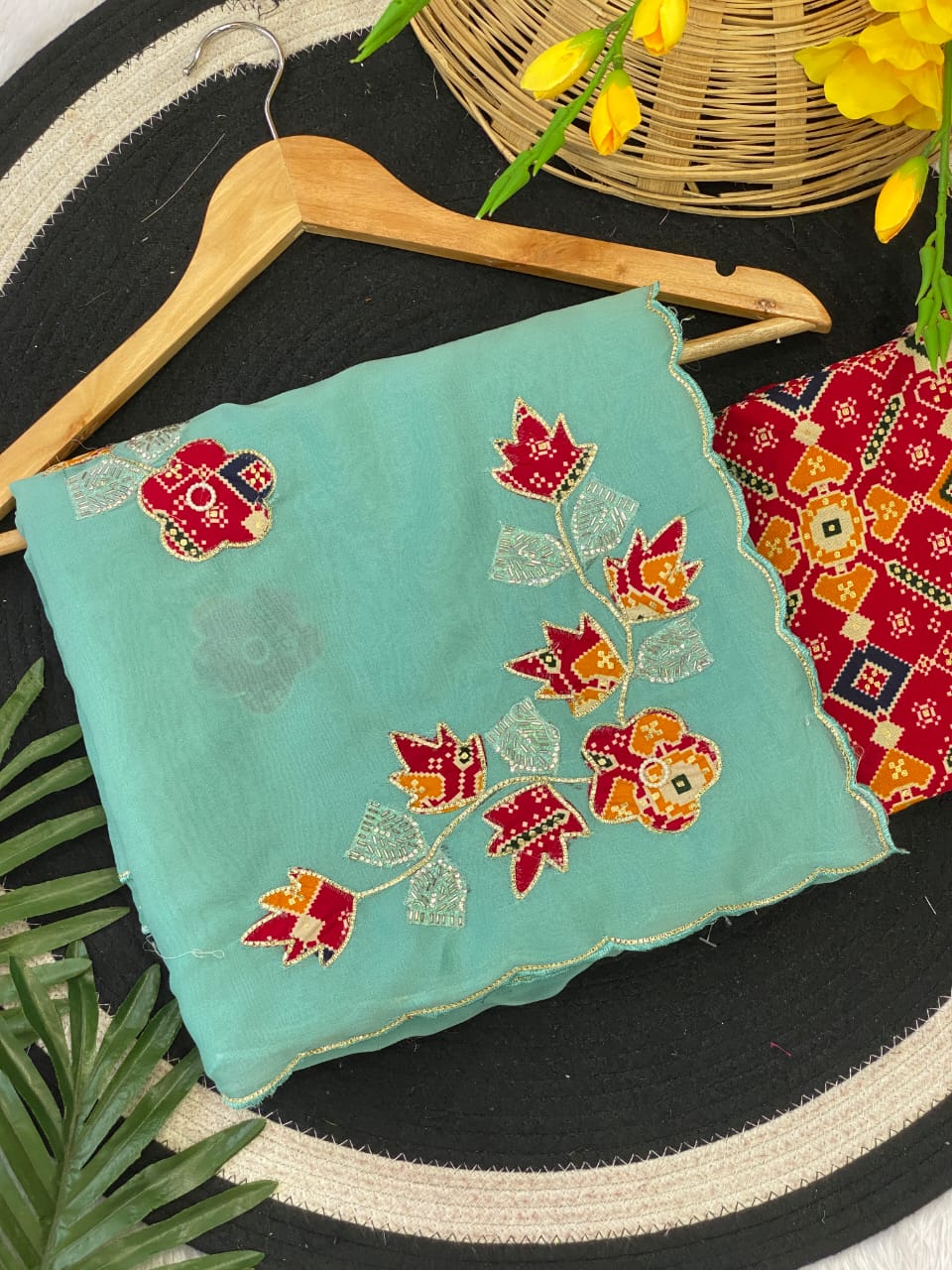 Saree Star georget Cakrus