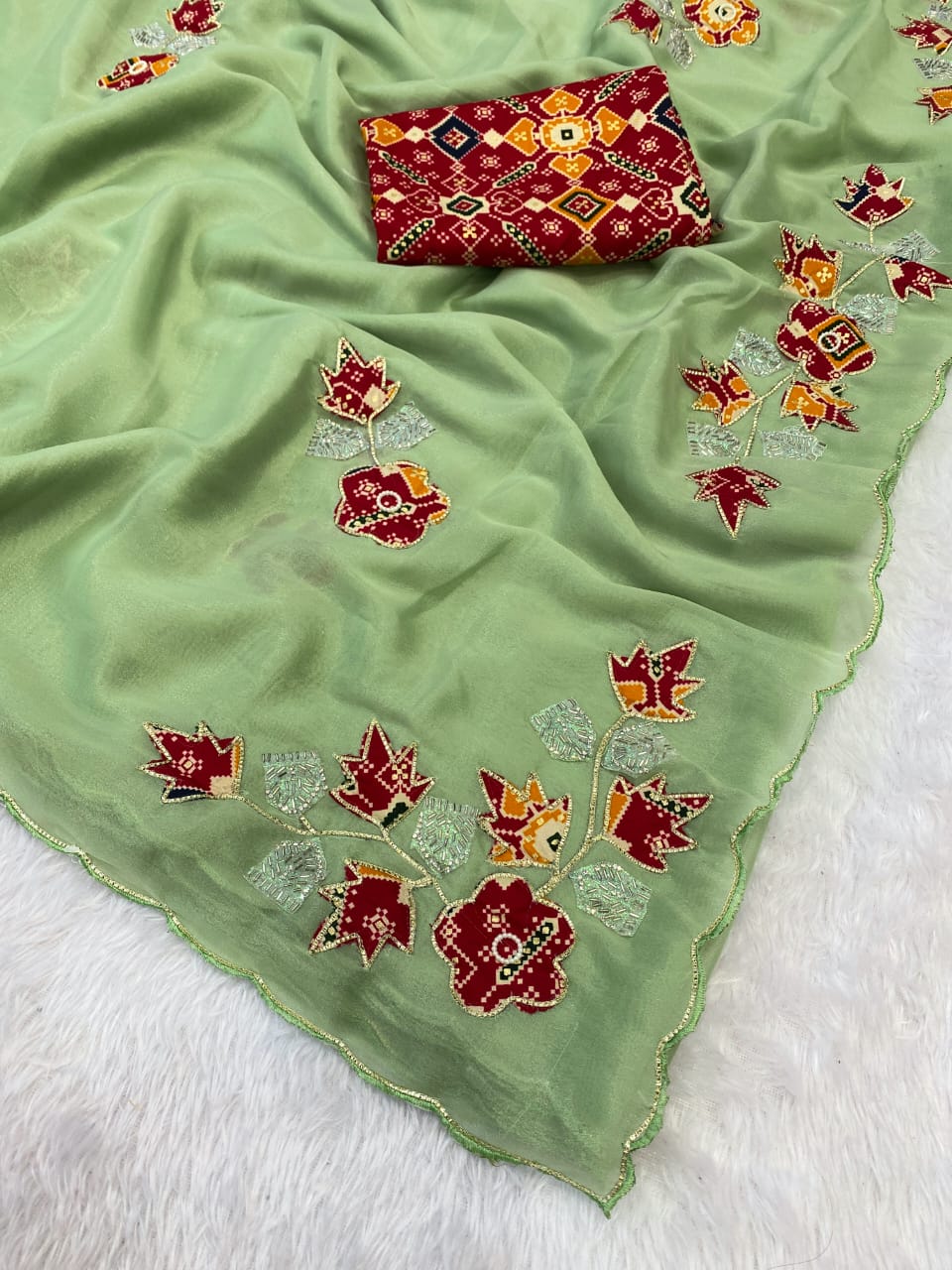 Saree Star georget Cakrus