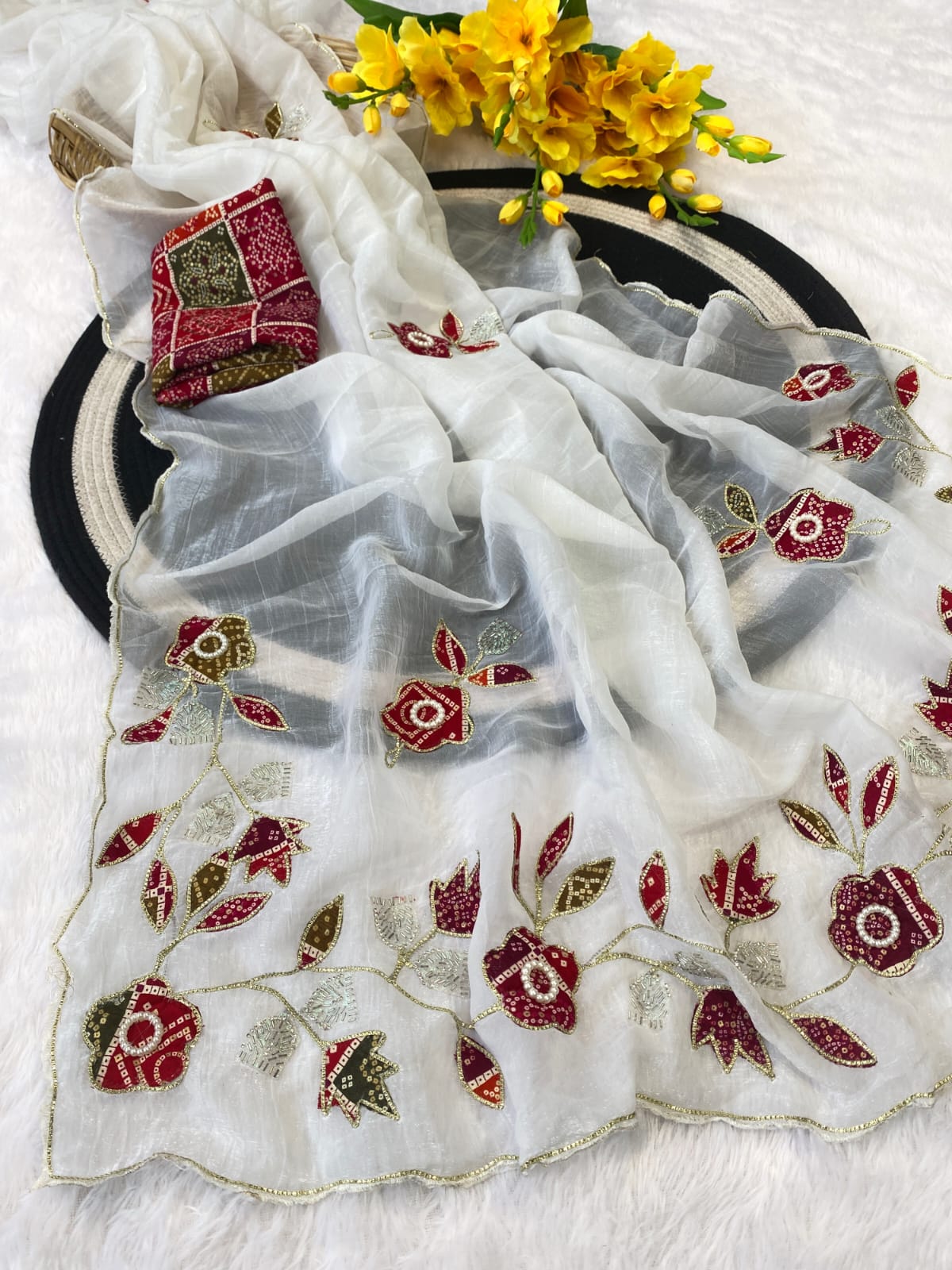 Saree Crunchy Kavya