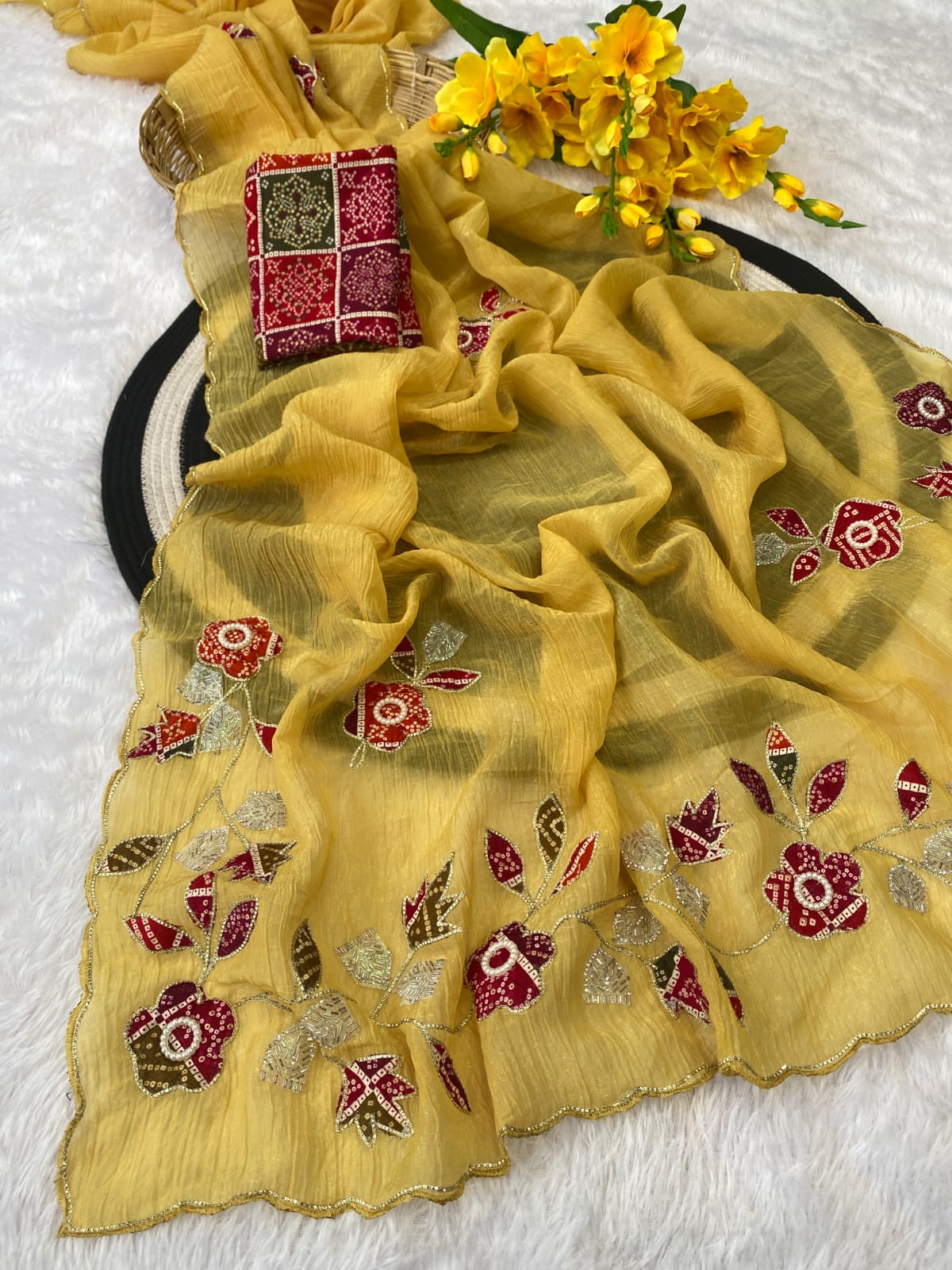Saree Crunchy Kavya