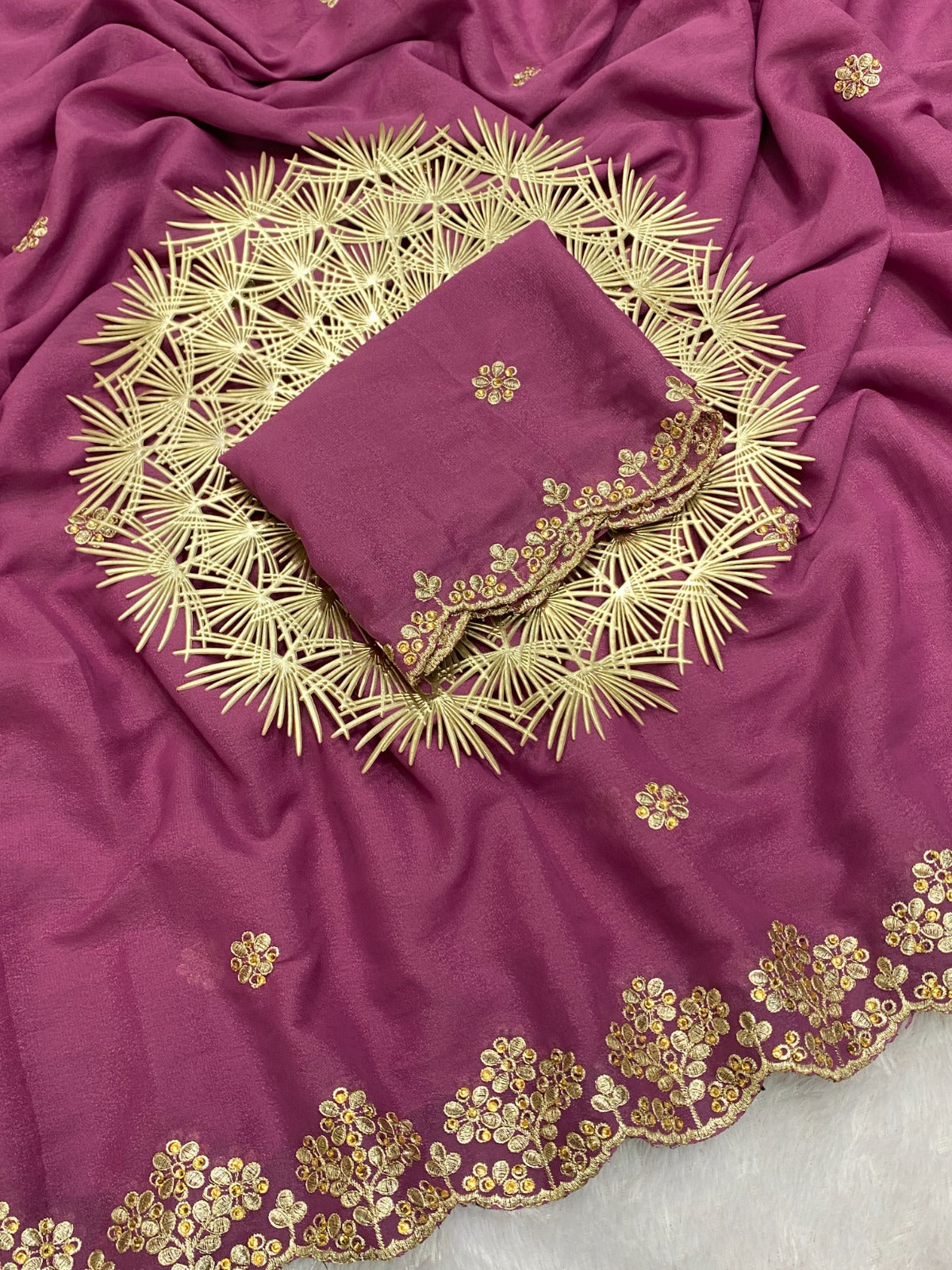 Saree Star Georget Tiago