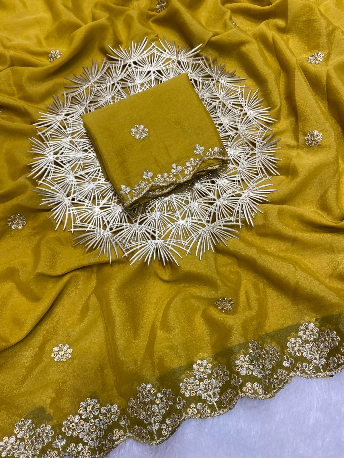 Saree Star Georget Tiago