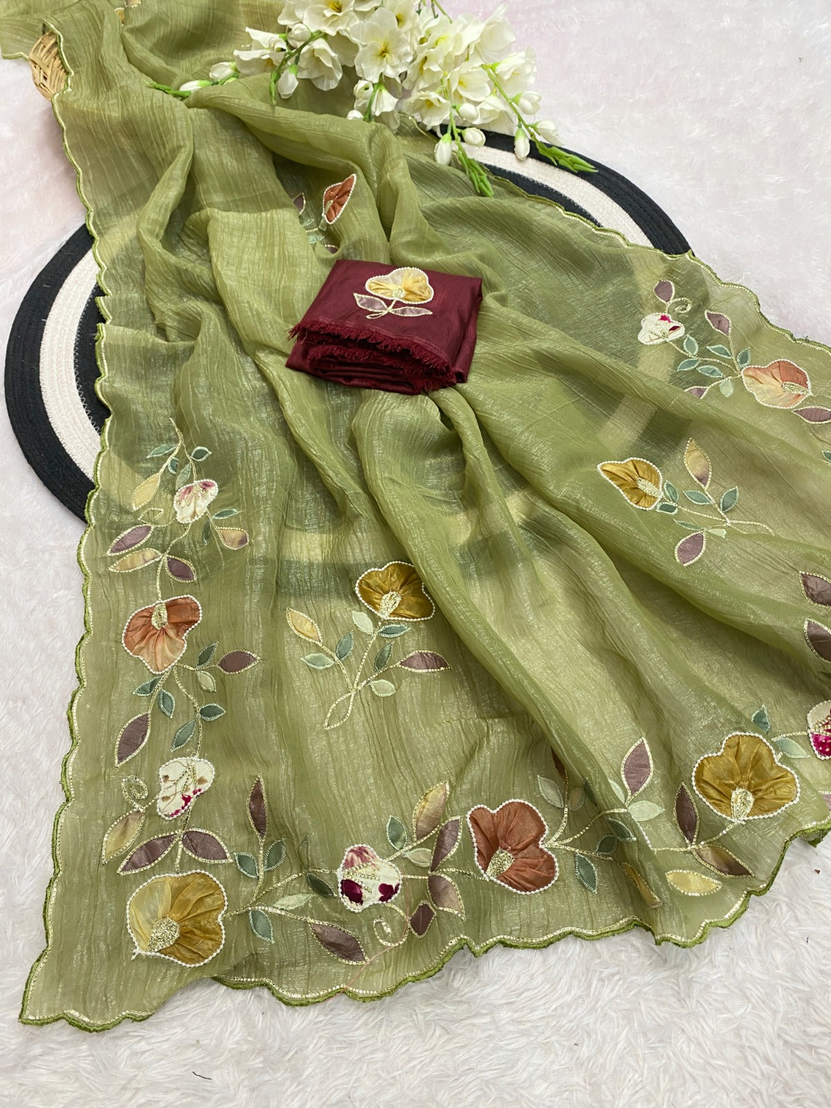 Saree Crunchy