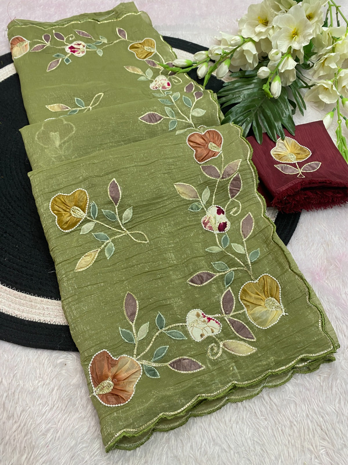 Saree Crunchy