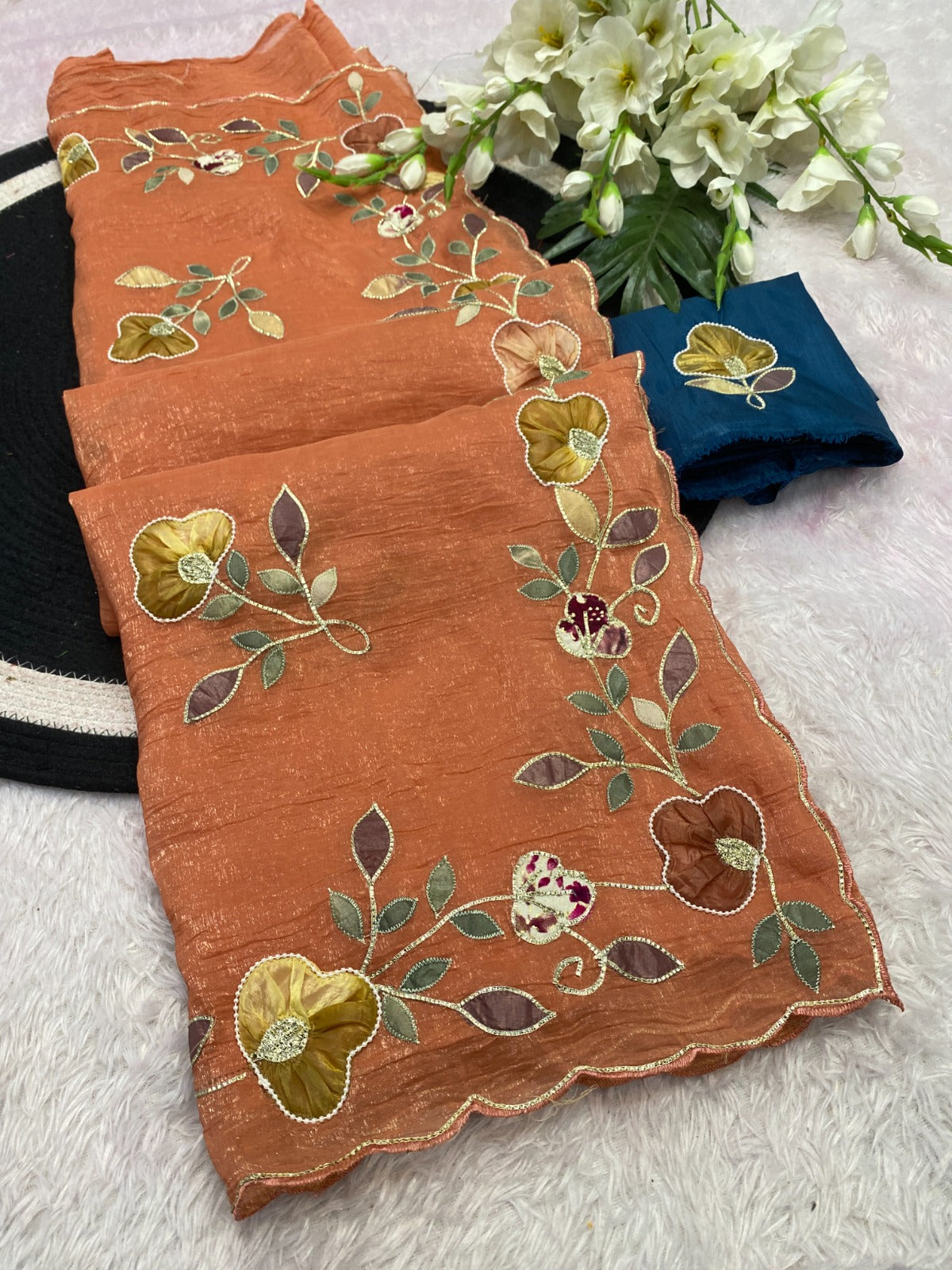 Saree Crunchy