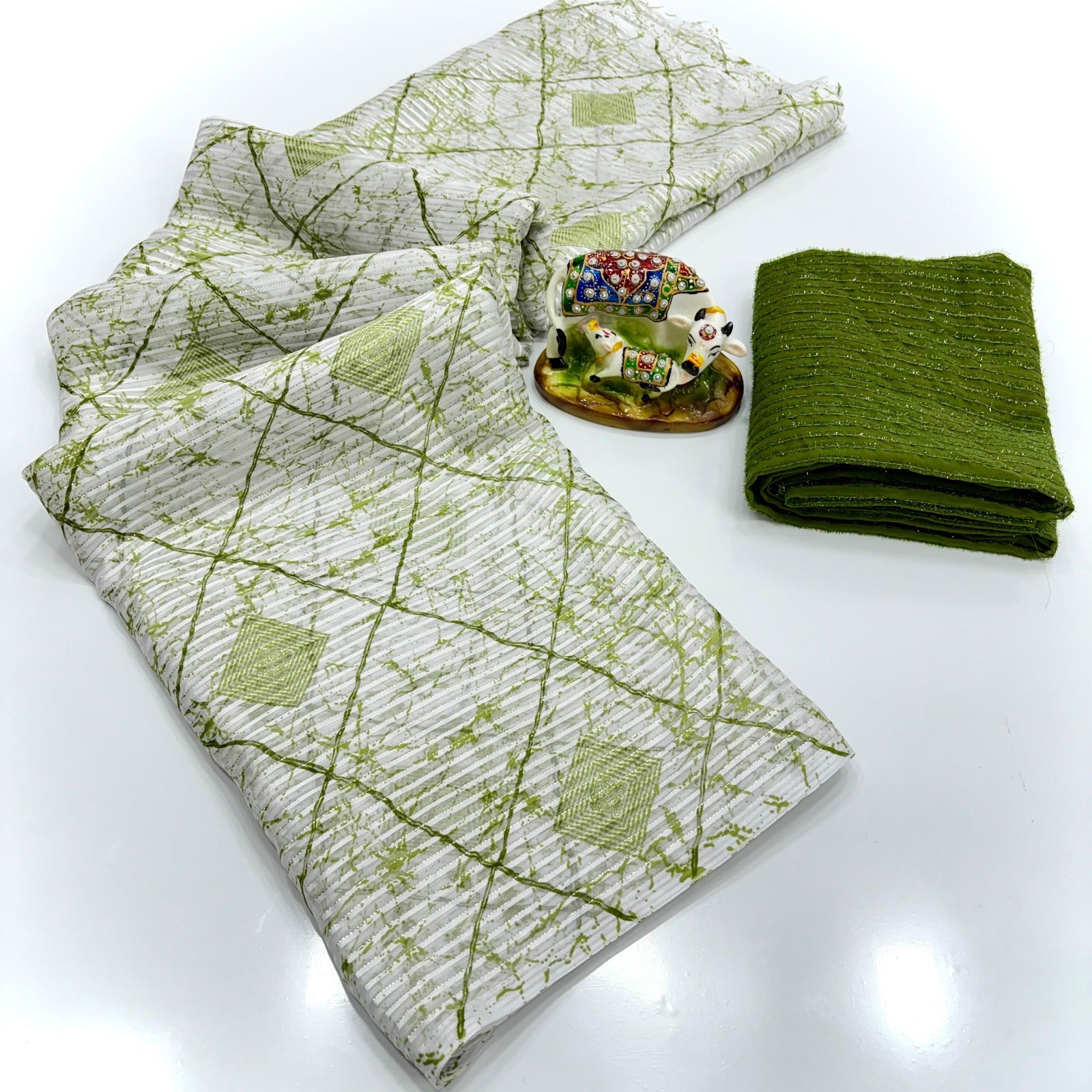 Saree Weightless Patang