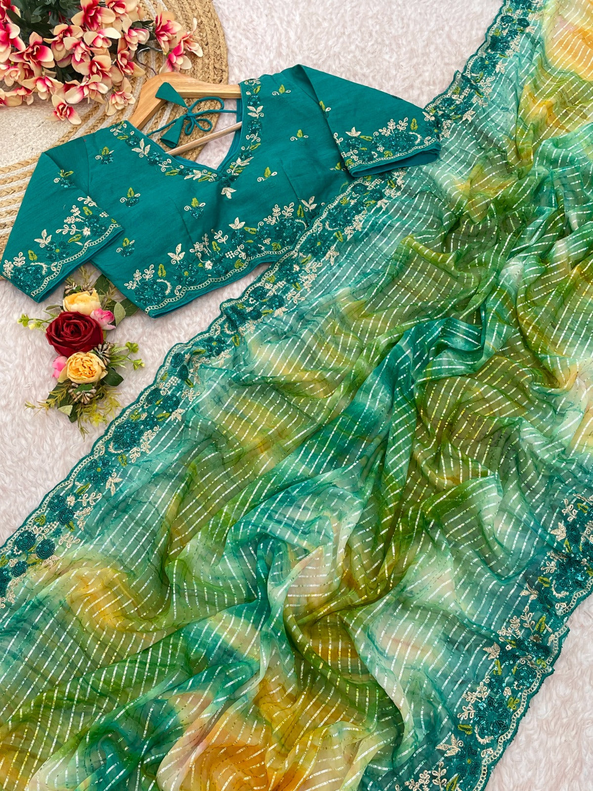 saree LEHERIYA