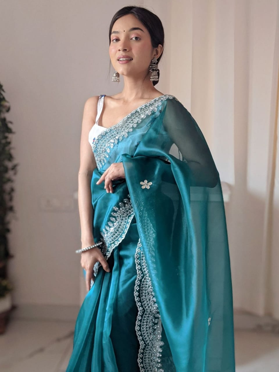 saree CANDY