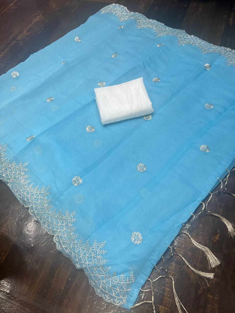 saree CANDY