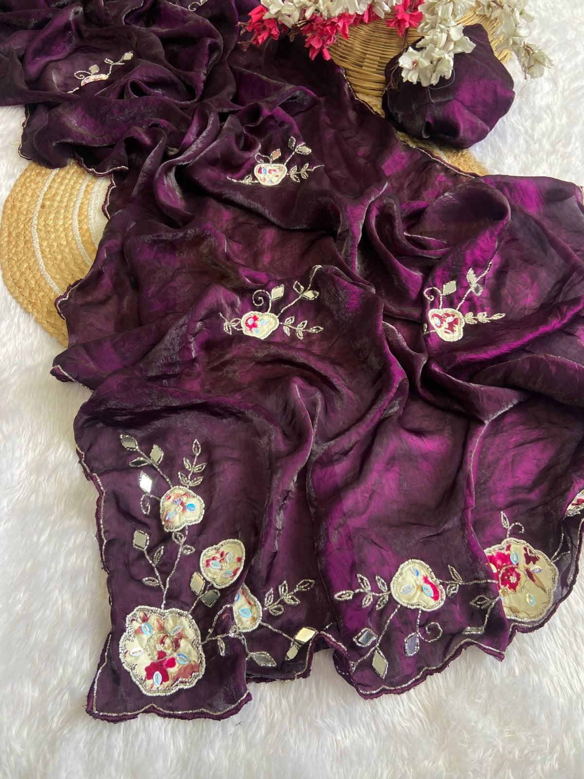 Saree Fendy hw