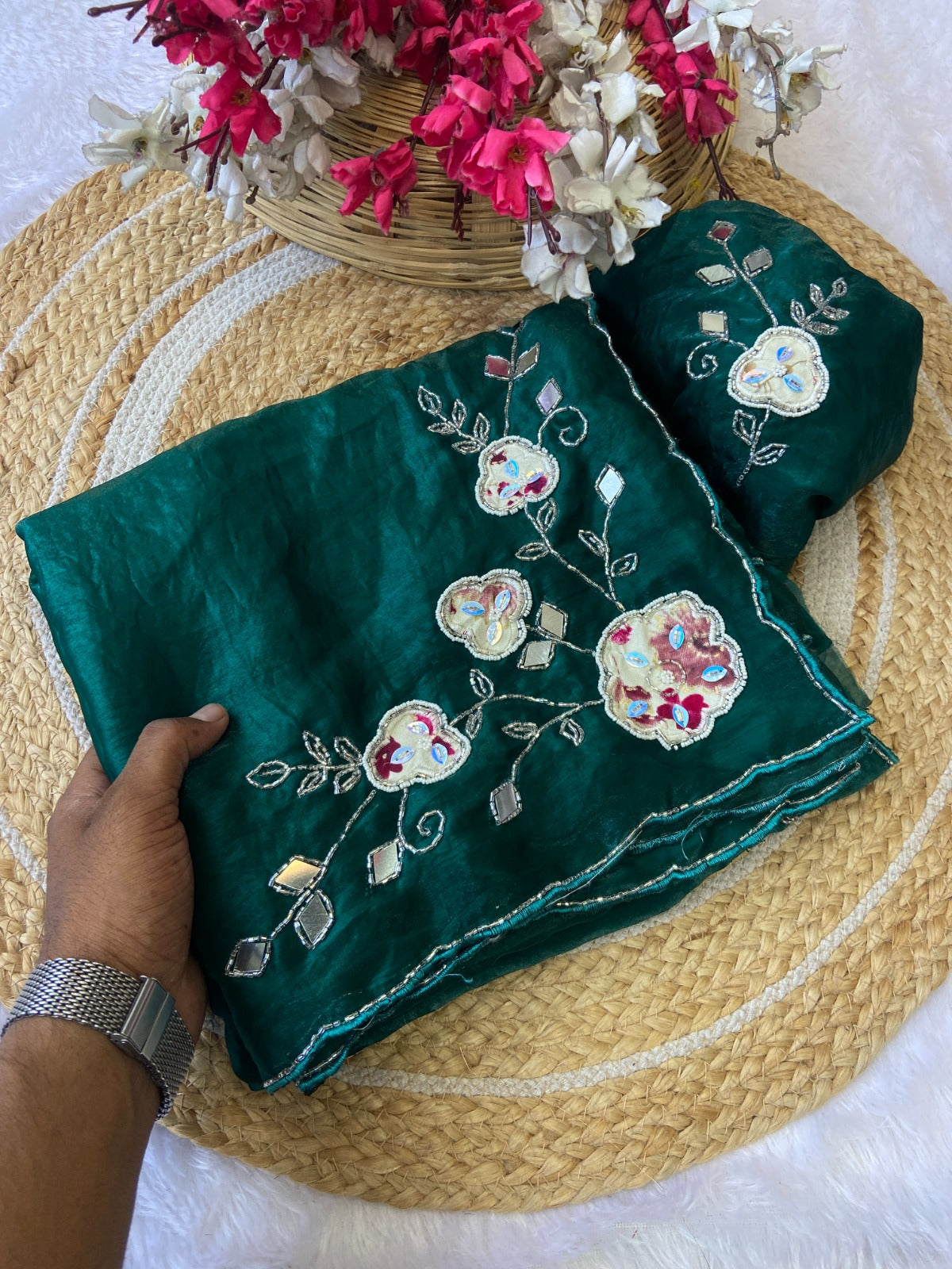 Saree Fendy hw